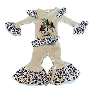 Christmas cheetah baby outfit 0-3 months, ruffles, Merry Christmas